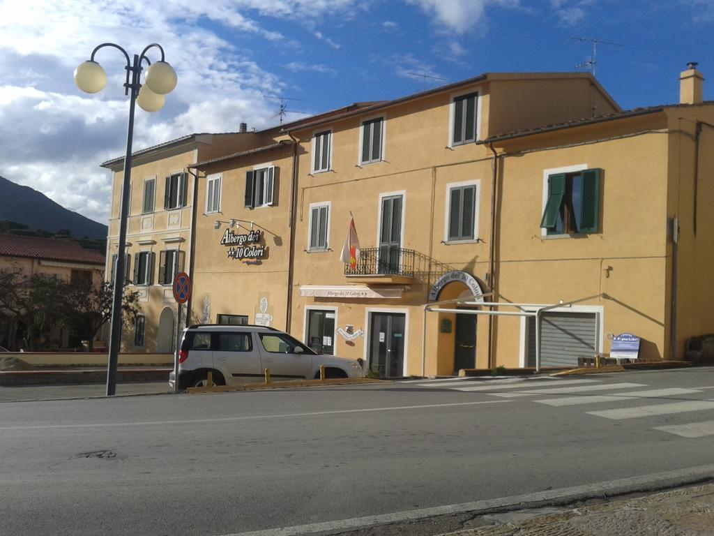 Albergo Dei 10 Colori Procchio  Bagian luar foto
